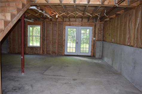 12 Jill Street Lewiston ME 04240