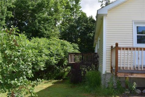 12 Jill Street Lewiston ME 04240