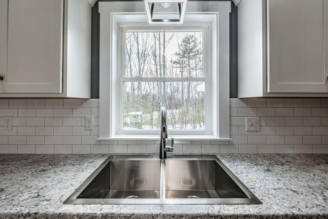 3 Lochview Drive Lewiston ME 04240