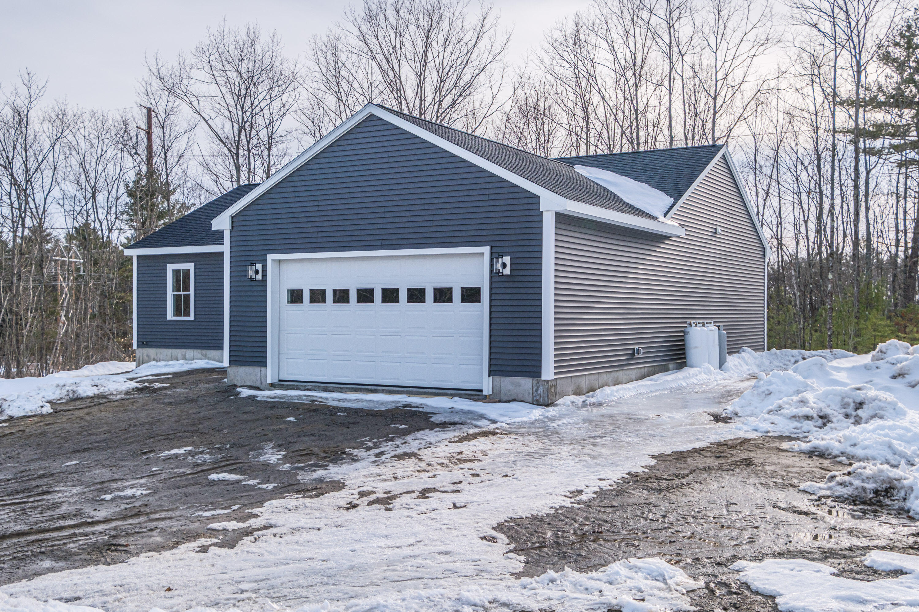 3 Lochview Drive Lewiston ME 04240
