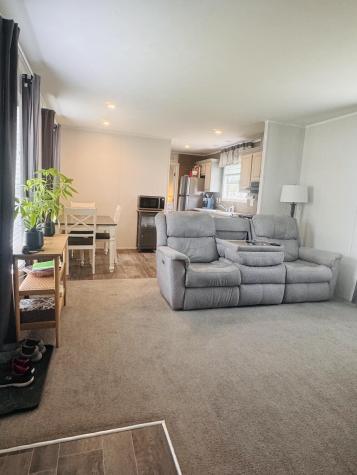 53 Larry Lane Brunswick ME 04011