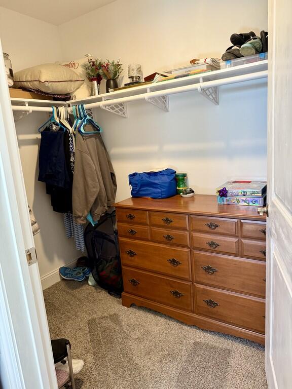 21 Pioneer Way Aurora ME 04408