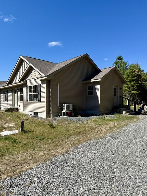 21 Pioneer Way Aurora ME 04408