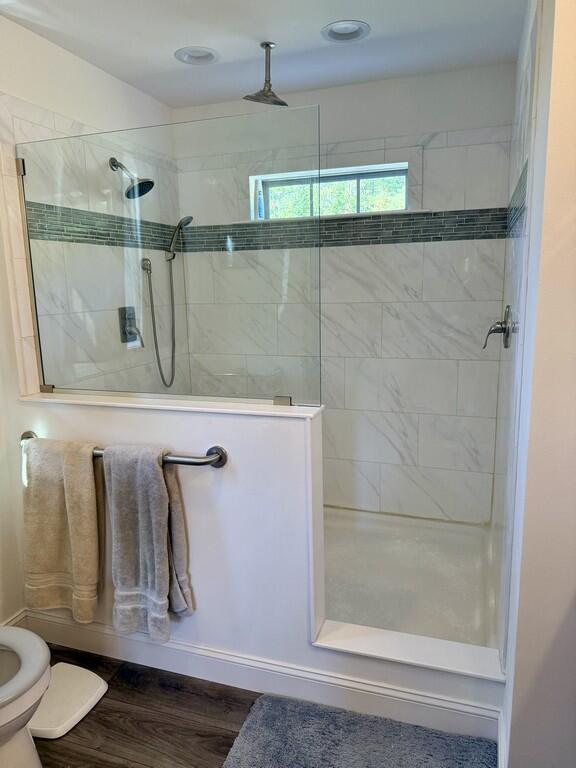 21 Pioneer Way Aurora ME 04408