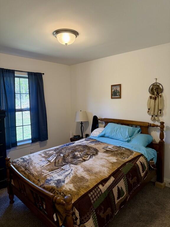 21 Pioneer Way Aurora ME 04408