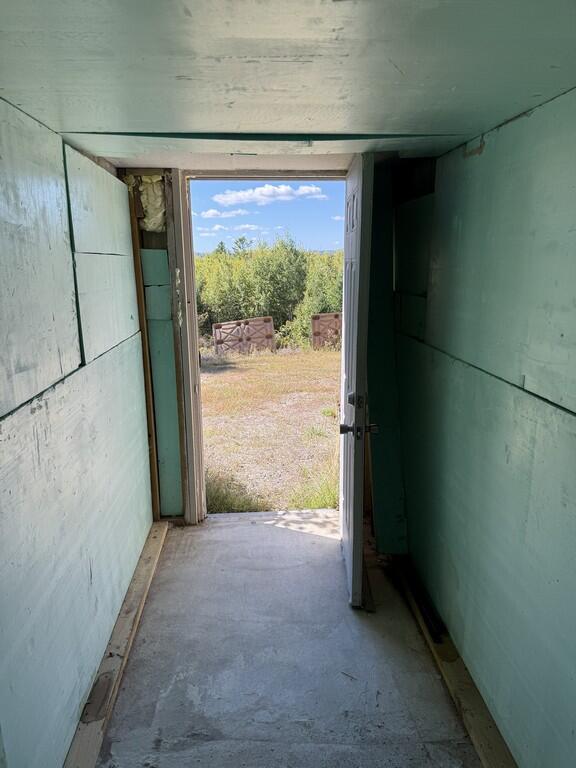 21 Pioneer Way Aurora ME 04408