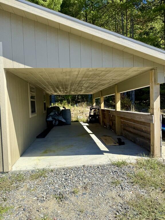 21 Pioneer Way Aurora ME 04408