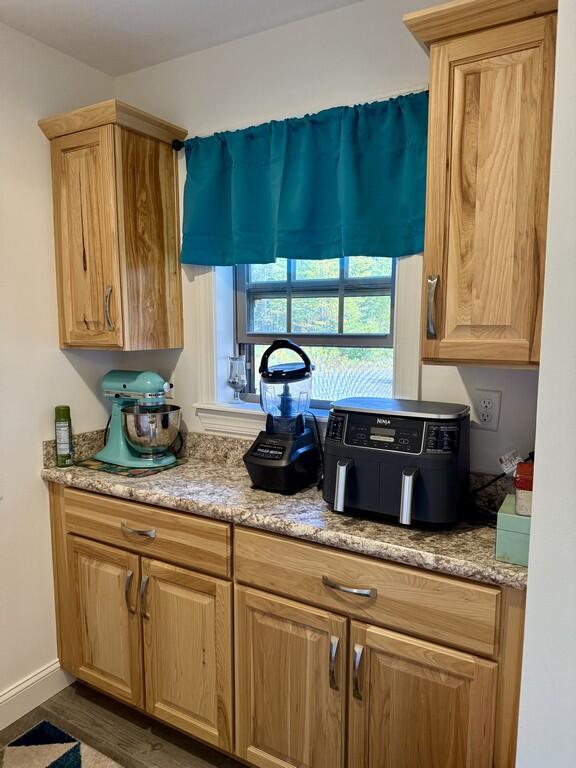 21 Pioneer Way Aurora ME 04408