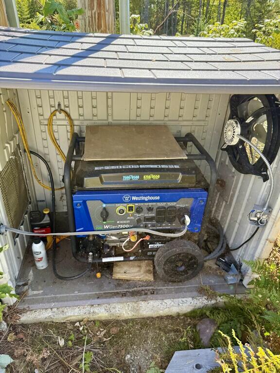 21 Pioneer Way Aurora ME 04408