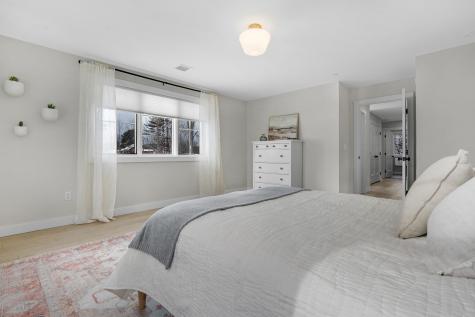 21 Renee Road Freeport ME 04032