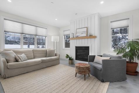 21 Renee Road Freeport ME 04032