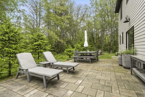 21 Renee Road Freeport ME 04032