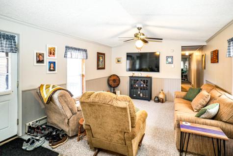620 Crescent Avenue Rumford ME 04276