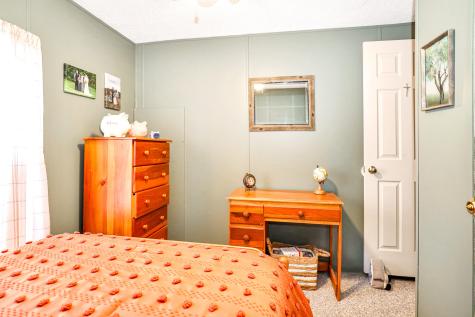 620 Crescent Avenue Rumford ME 04276