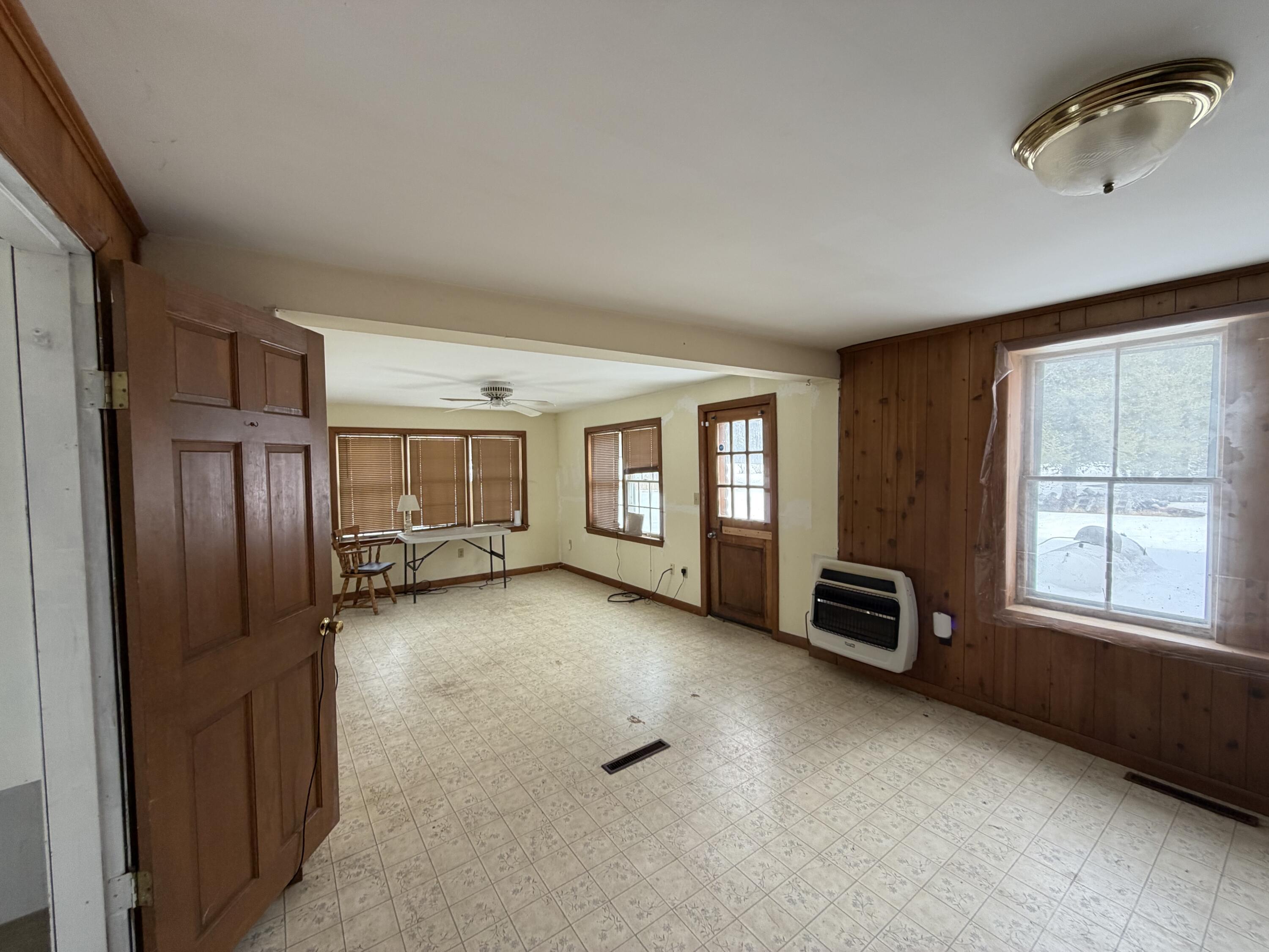 1779 River Road Clinton ME 04927