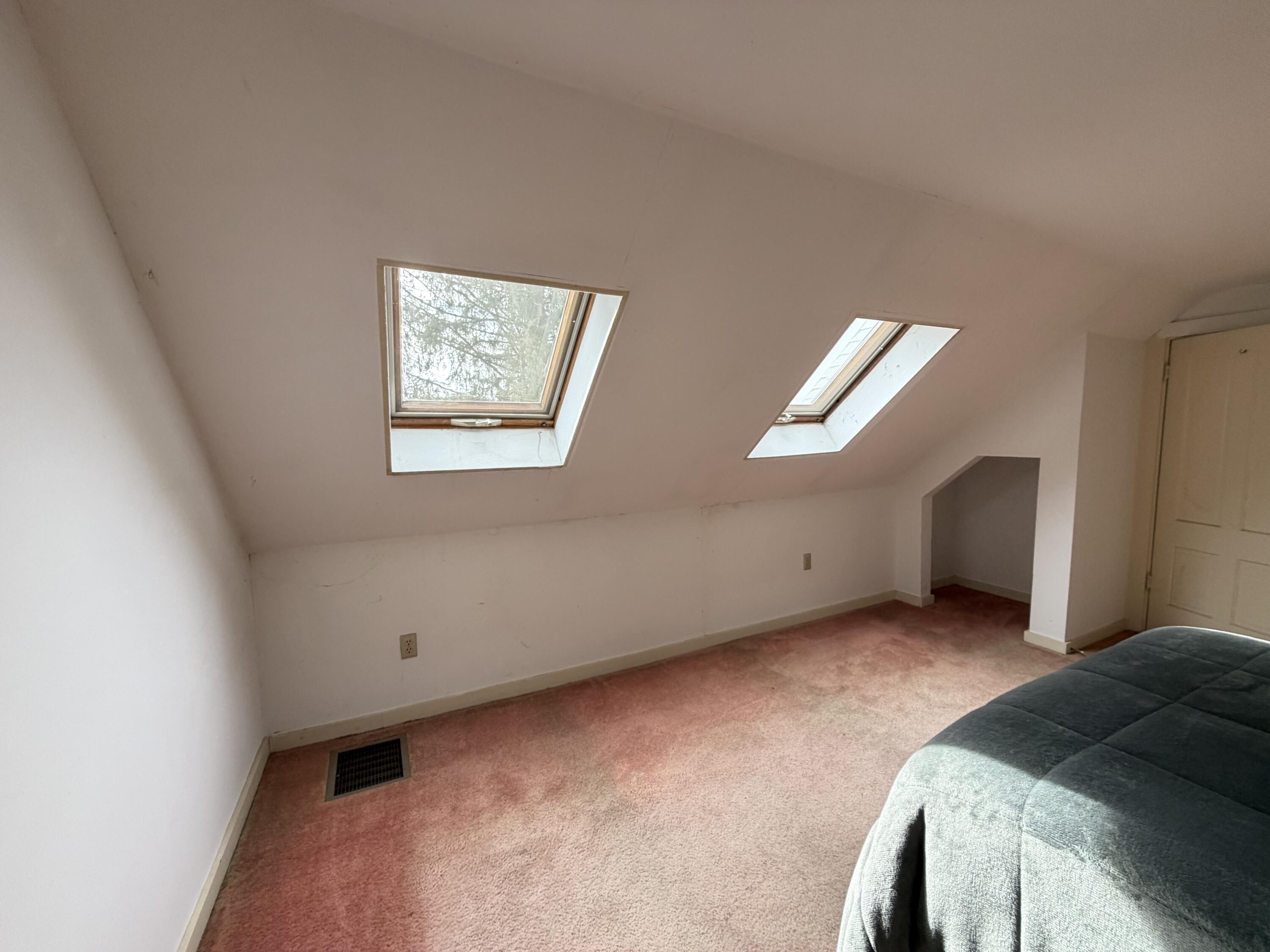 1779 River Road Clinton ME 04927