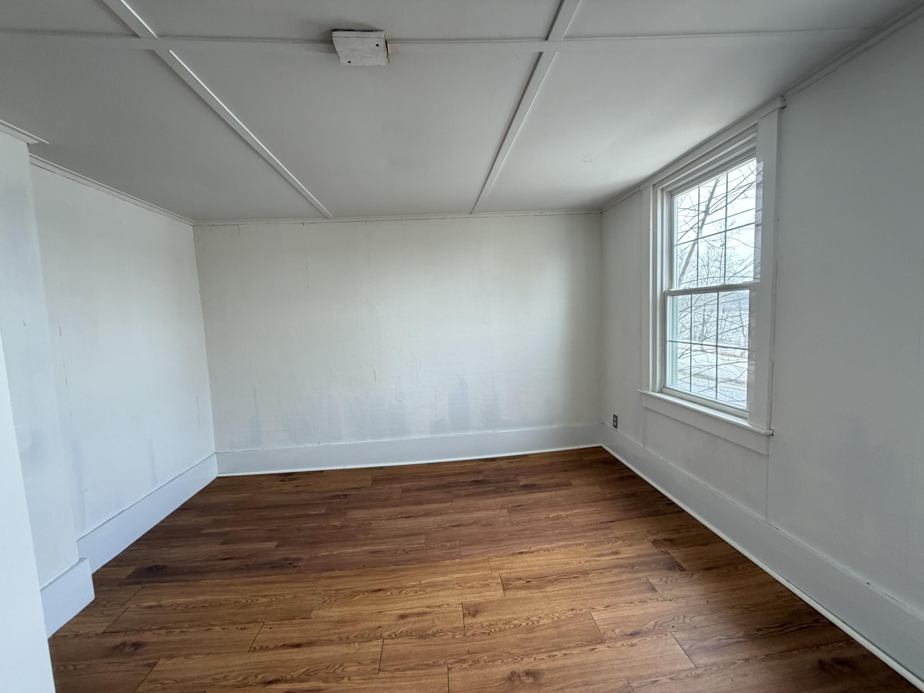 1779 River Road Clinton ME 04927