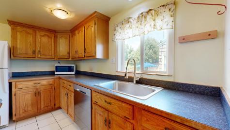 69 Roy Avenue Auburn ME 04210