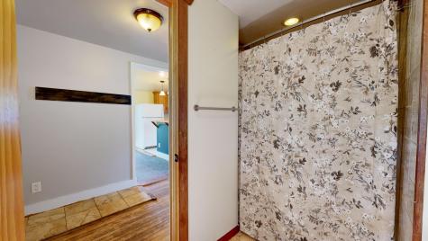 69 Roy Avenue Auburn ME 04210