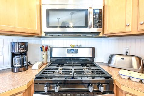 28 East Wind Drive Buxton ME 04093