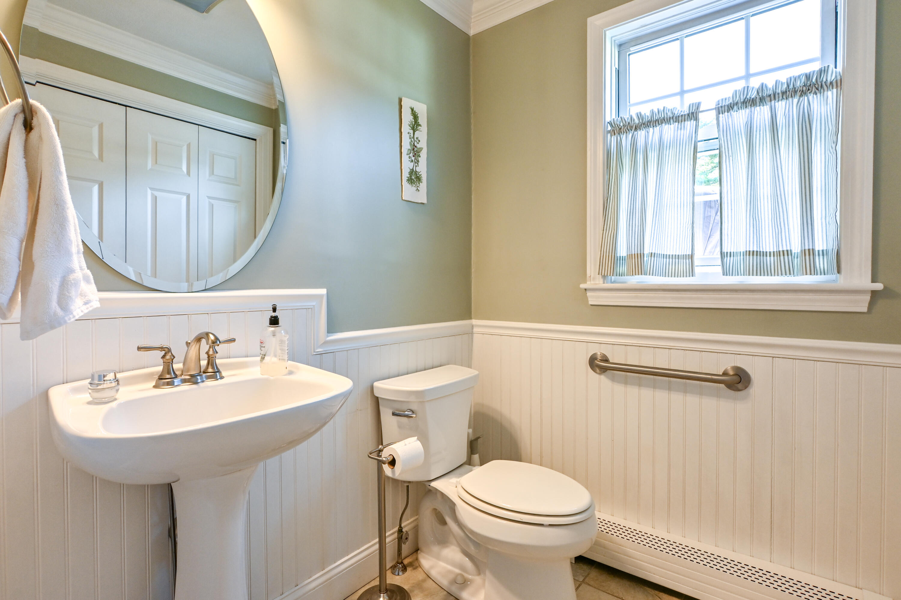 28 East Wind Drive Buxton ME 04093