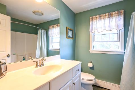 28 East Wind Drive Buxton ME 04093