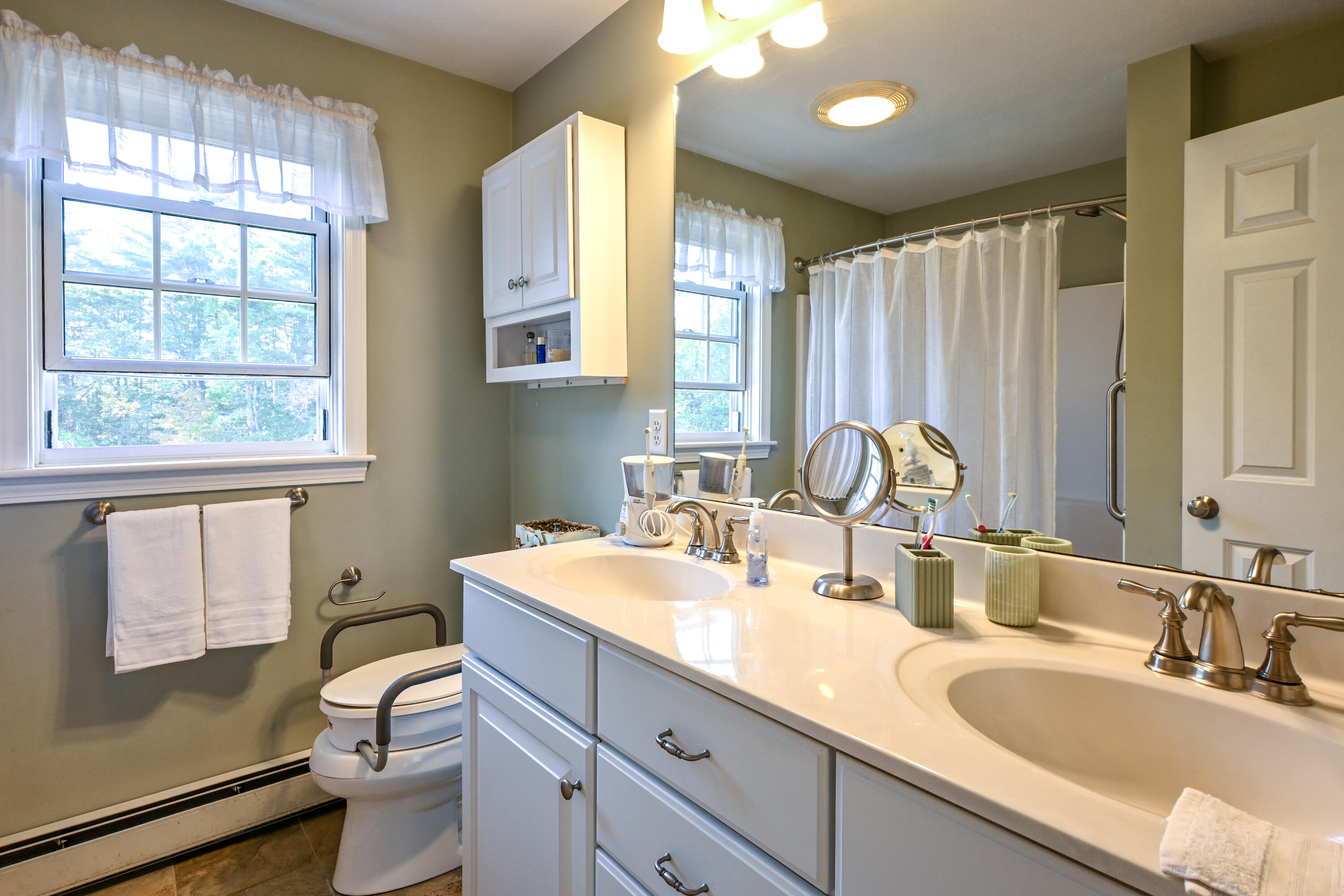 28 East Wind Drive Buxton ME 04093