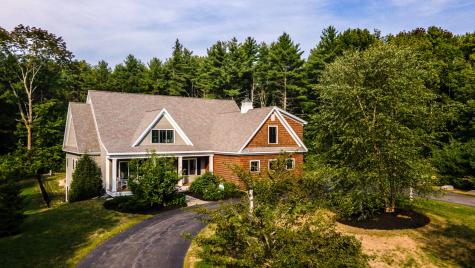 4 Parkside Way Falmouth ME 04105