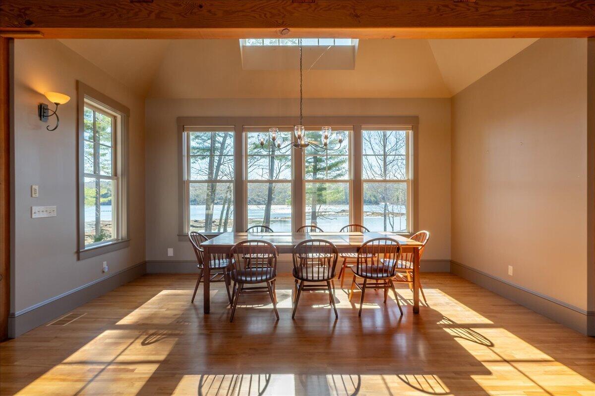 16 Glidden Ledge Road South Bristol ME 04568