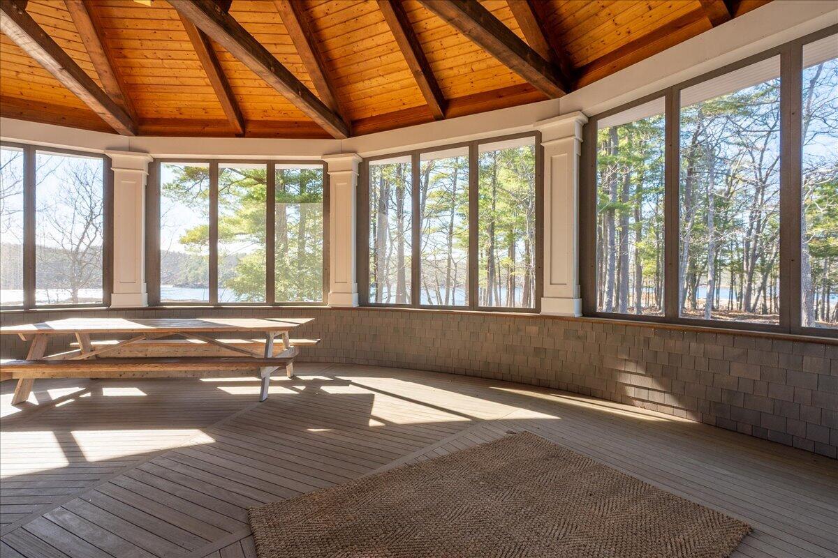 16 Glidden Ledge Road South Bristol ME 04568