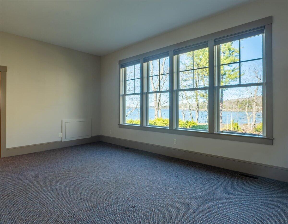 16 Glidden Ledge Road South Bristol ME 04568