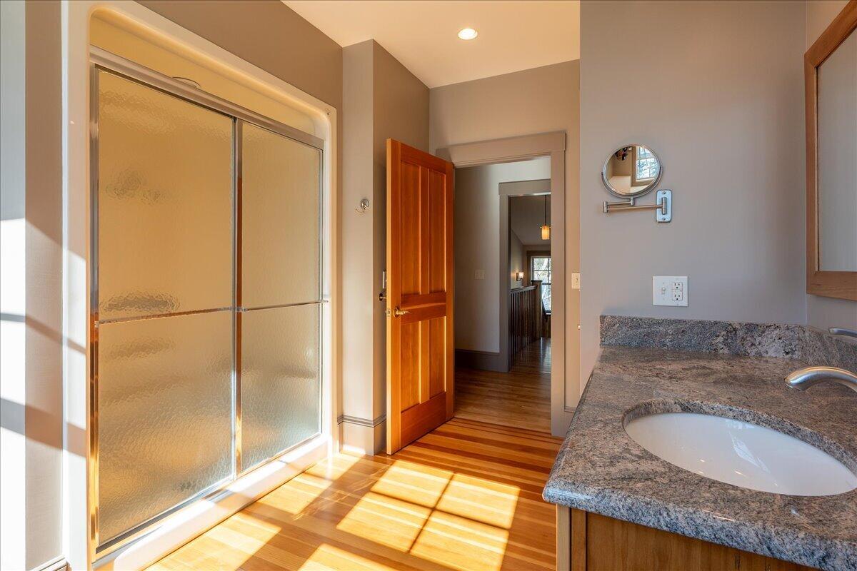 16 Glidden Ledge Road South Bristol ME 04568