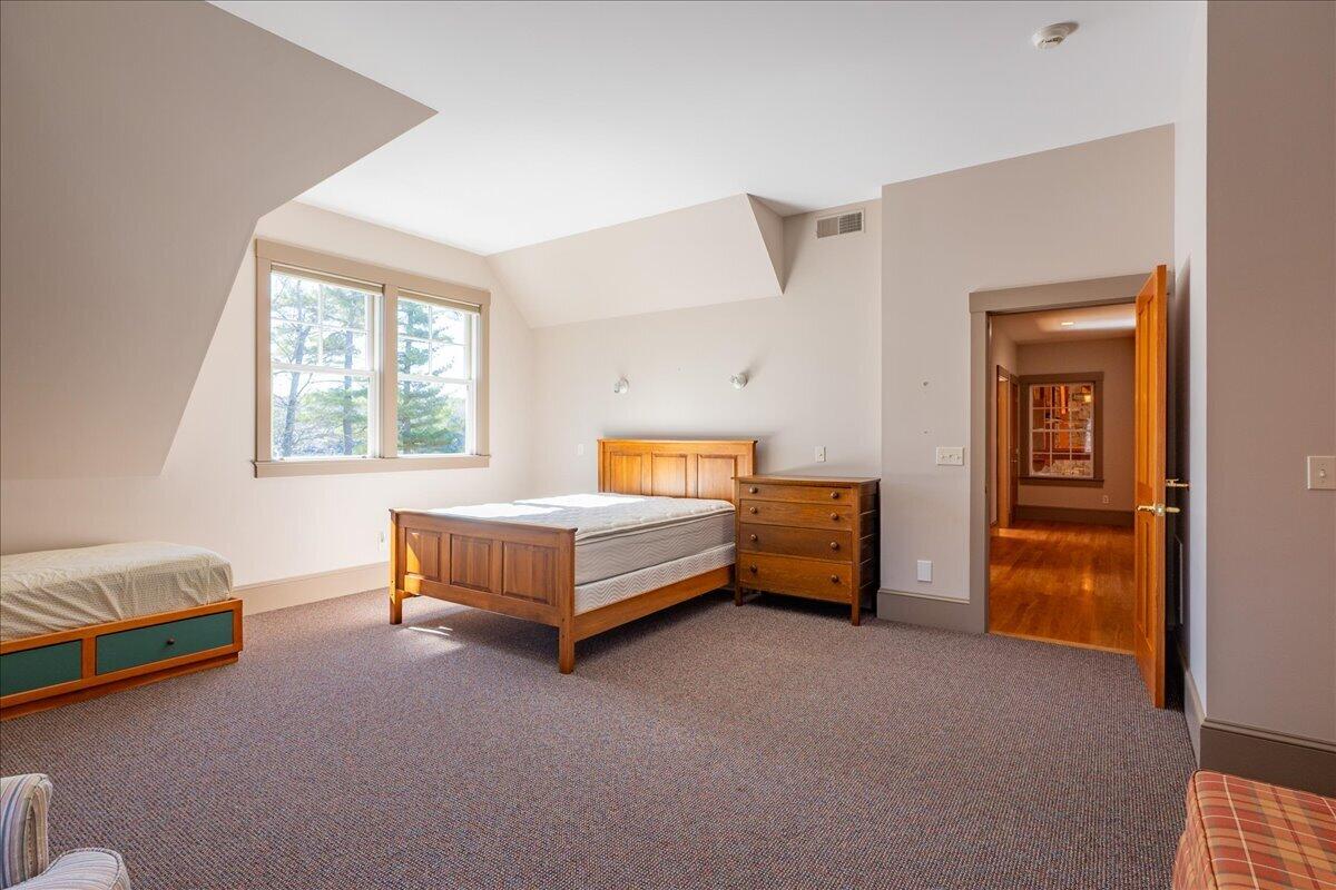 16 Glidden Ledge Road South Bristol ME 04568