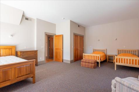 16 Glidden Ledge Road South Bristol ME 04568