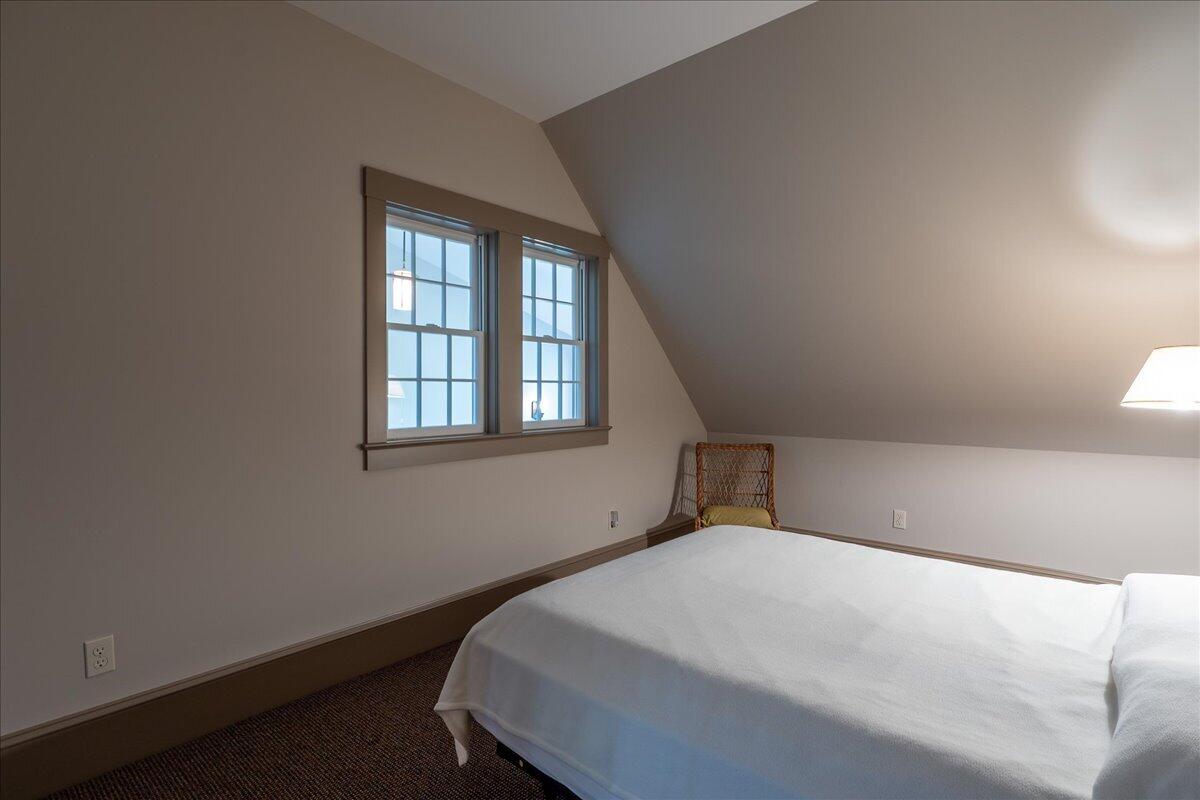 16 Glidden Ledge Road South Bristol ME 04568