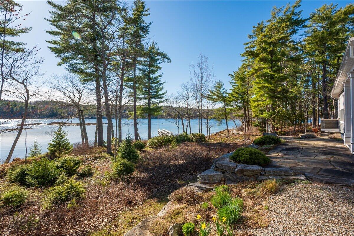 16 Glidden Ledge Road South Bristol ME 04568