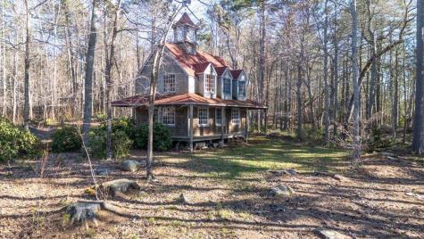 16 Glidden Ledge Road South Bristol ME 04568