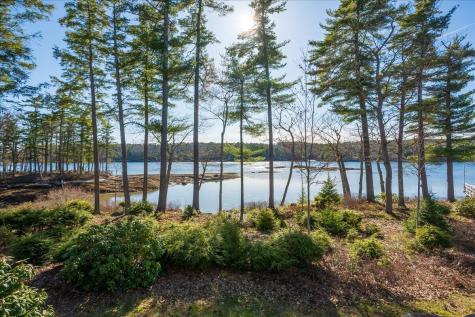 16 Glidden Ledge Road South Bristol ME 04568