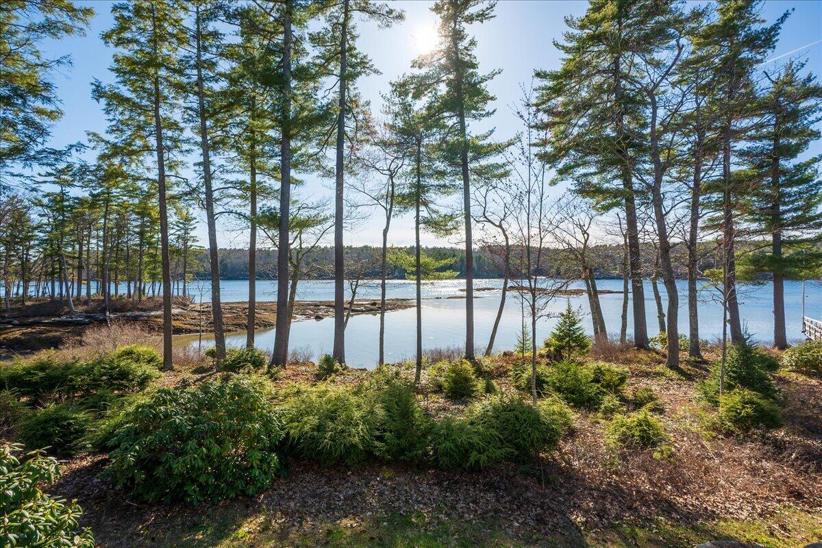 16 Glidden Ledge Road South Bristol ME 04568