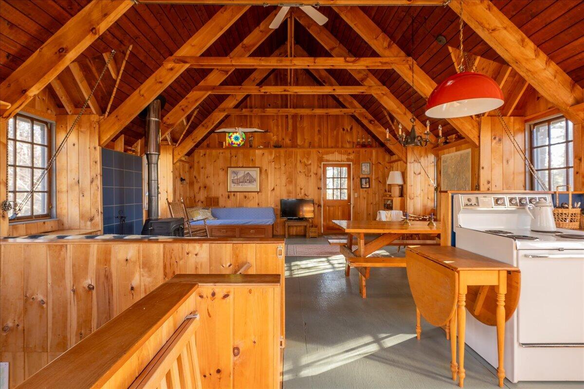 16 Glidden Ledge Road South Bristol ME 04568