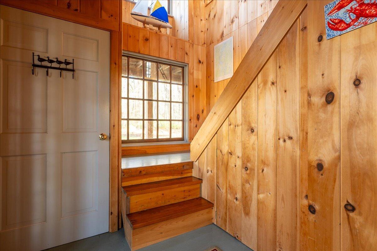 16 Glidden Ledge Road South Bristol ME 04568