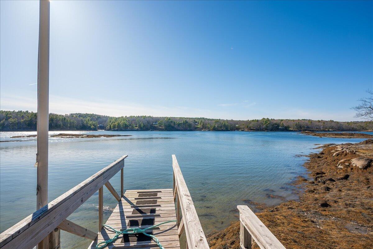 16 Glidden Ledge Road South Bristol ME 04568