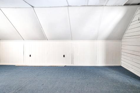 40 Pine Street Dixfield ME 04224