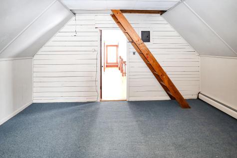 40 Pine Street Dixfield ME 04224