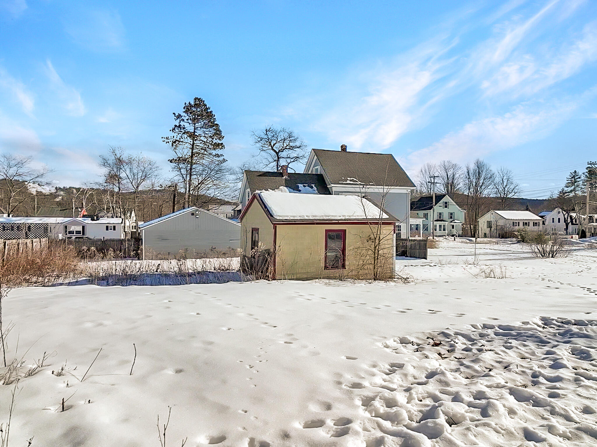 40 Pine Street Dixfield ME 04224