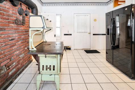 40 Pine Street Dixfield ME 04224