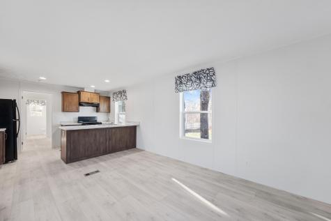 970 Gardiner Road Wiscasset ME 04578
