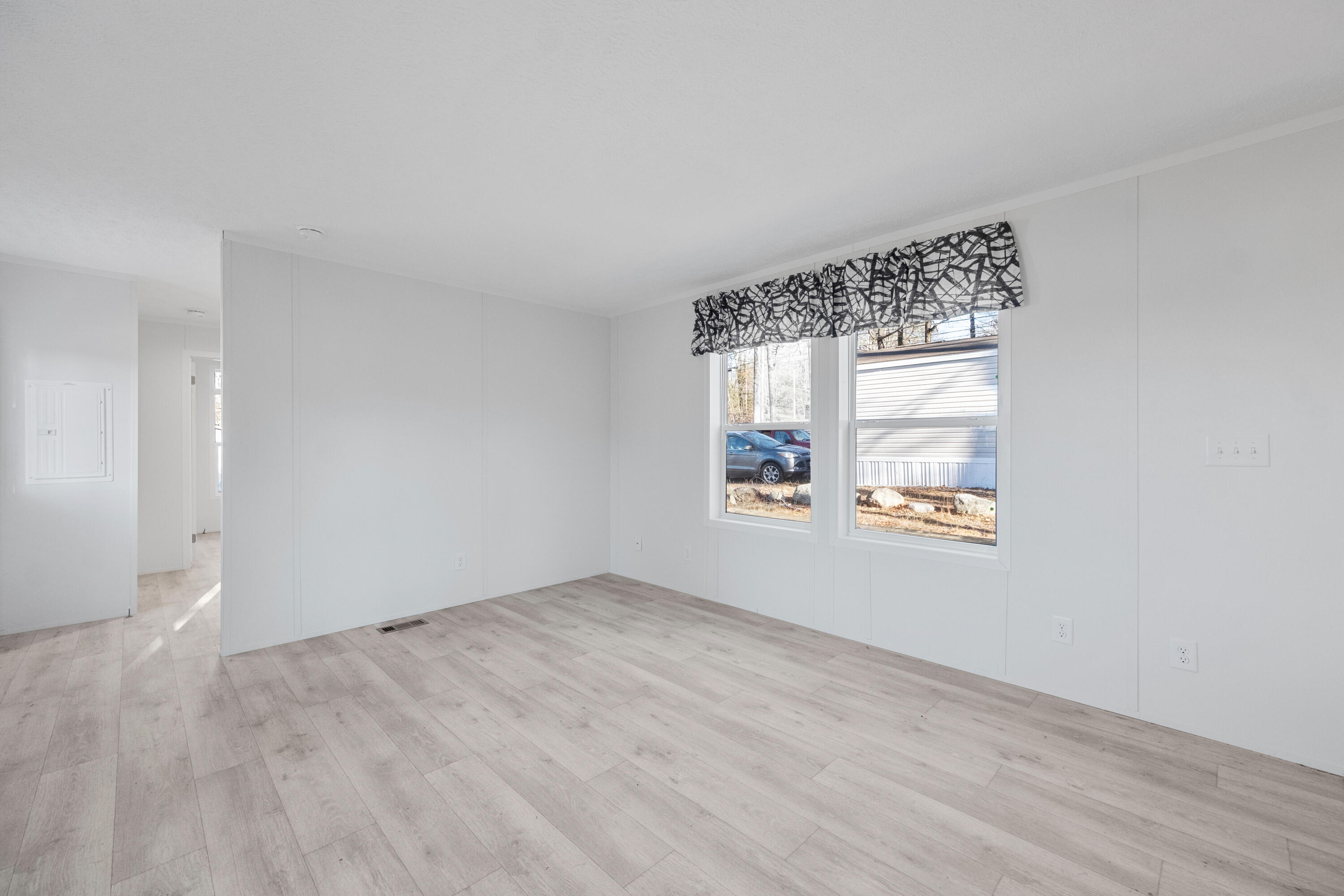 970 Gardiner Road Wiscasset ME 04578