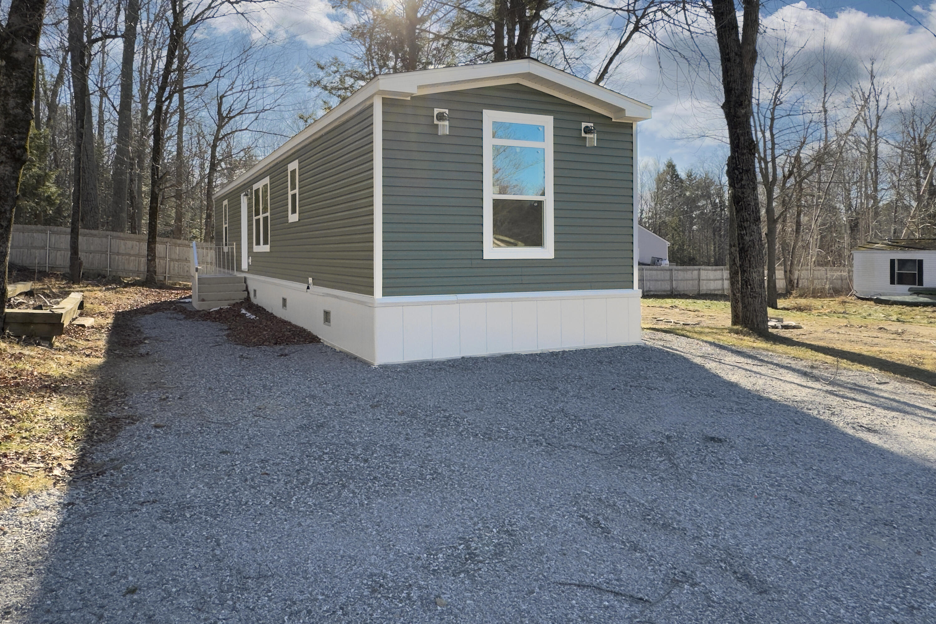 970 Gardiner Road Wiscasset ME 04578