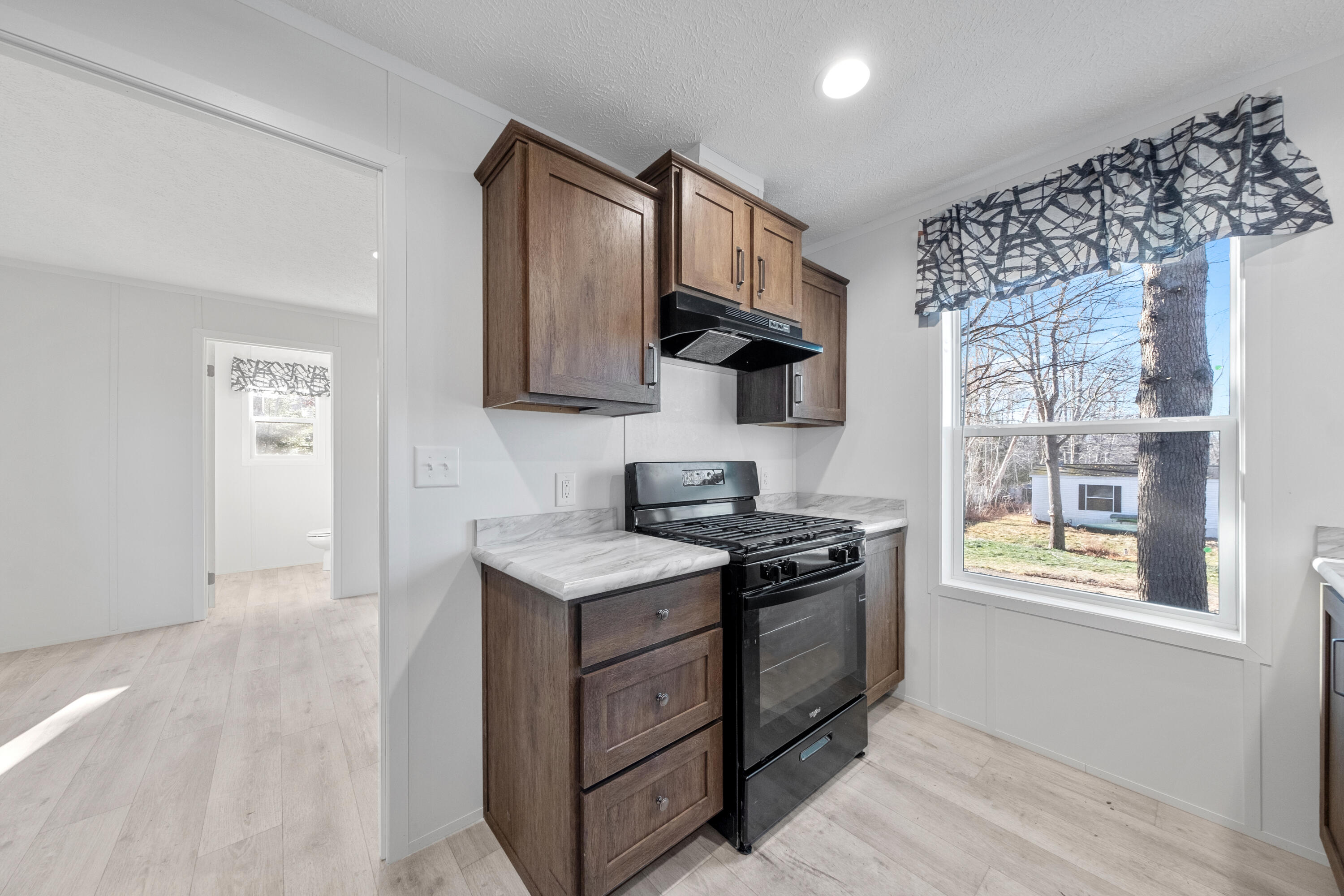 970 Gardiner Road Wiscasset ME 04578